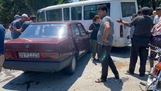 Bozdoğan’da işçi servisi ile otomobil çarpıştı: 3 yaralı