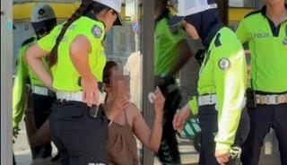 Taksici ile vatandaş arasında 'g&uuml;zergah' kavgası