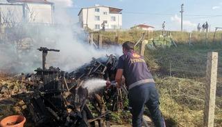 Arazideki odunların tutuşması sonucu yangın &ccedil;ıktı