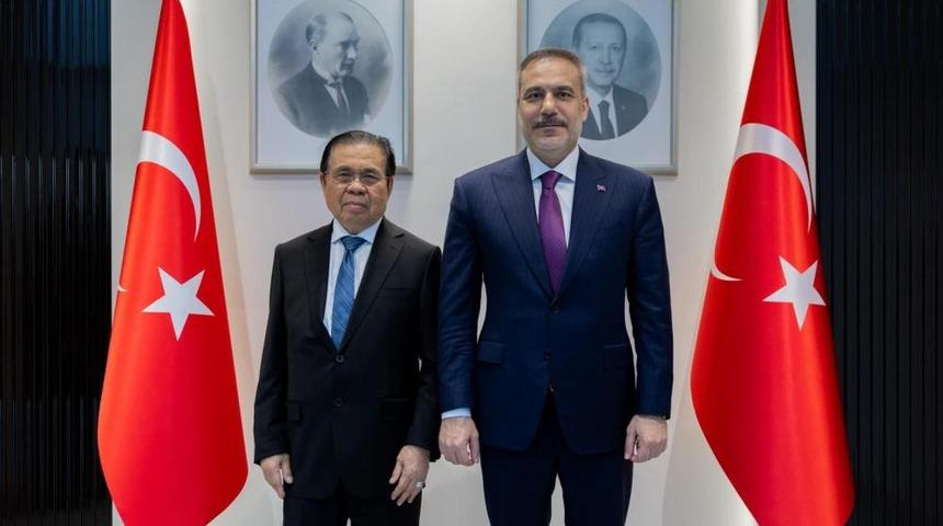 Bakan Fidan, Moro İslam Kurtuluş Cephesi lideri İbrahim'i kabul etti