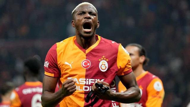 Victor Osimhen için dev zirve! Fransızlar duyurdu: Dün Madrid'deydi