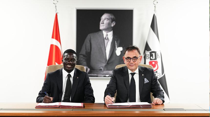 Beşiktaş, Kassoum Ouattara ile 4 yıllık s&ouml;zleşme imzaladı!