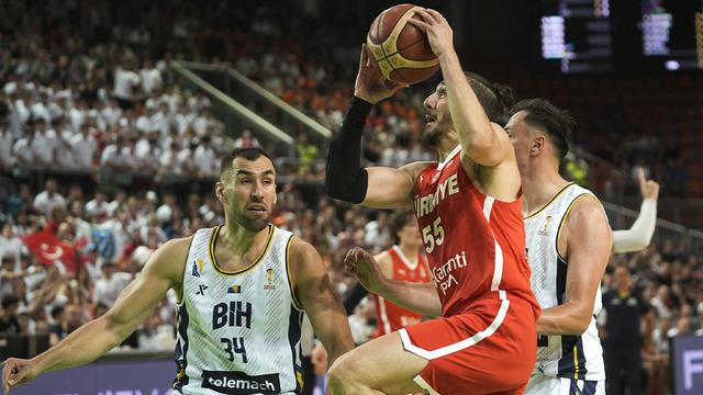 A Milli Basketbol Takımı, FIBA Dünya Kupası Avrupa Elemeleri'nde 5'te 5 yaptı
