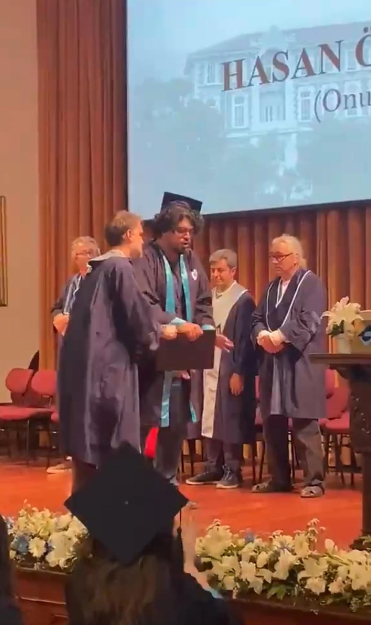 Boğaziçi nde diploma düellosu! Öğrenci fotoğrafı reddetti, akademisyen diplomayı geri almaya çalıştı... 4