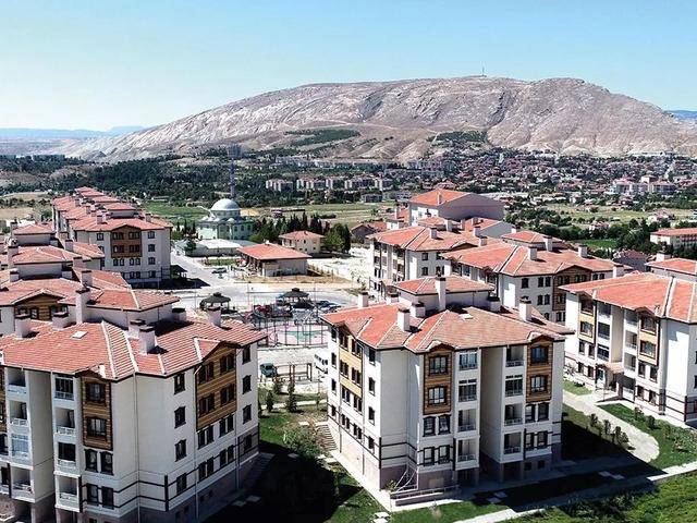 500 bin konutta kura g&uuml;n&uuml;! İlk kura bug&uuml;n Adıyaman'da başlıyor