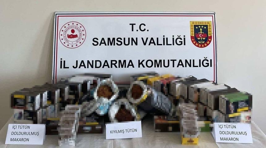 Jandarmadan ka&ccedil;ak t&uuml;t&uuml;n operasyonu