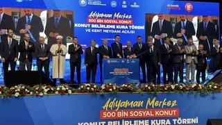 Bakan Kurum: Adıyaman yıkıldığı yerden doğruldu