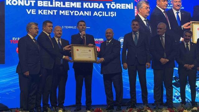 Bakan Kurum: "Adıyaman yıkıldığı yerden doğruldu" 1