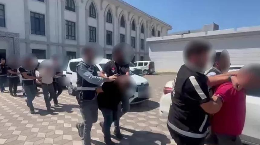 Kocaeli'de 1 kişinin &ouml;ld&uuml;ğ&uuml; 2 kişinin yaralandığı silahlı kavgada 4 tutuklama