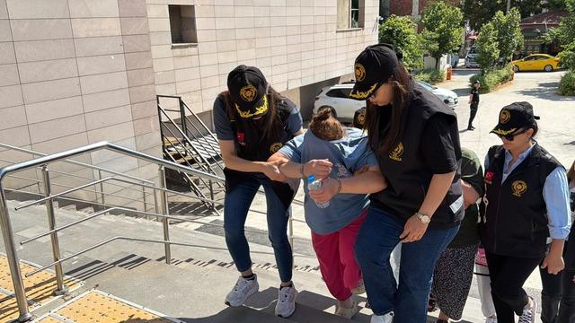 Eskişehir merkezli dolandırıcılık operasyonu; 12 g&ouml;zaltı 3