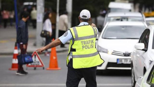 Trafikte aracından inerek sürücüye saldıran şahsa 180 bin TL ceza