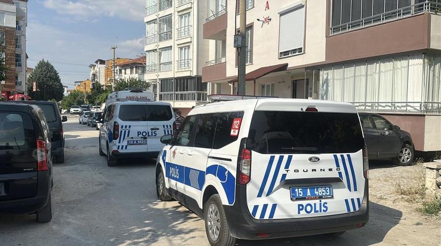 Burdur'da yaşlı kadın eşi tarafından evde &ouml;l&uuml; bulundu