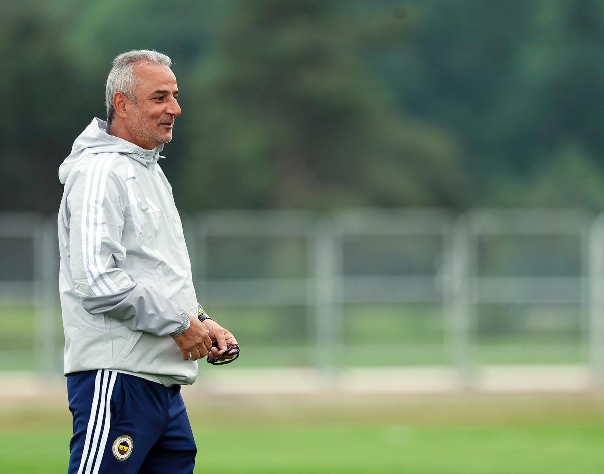 Fenerbahçe den Galatasaray a transfer çalımı! Bir isim daha geliyor 2