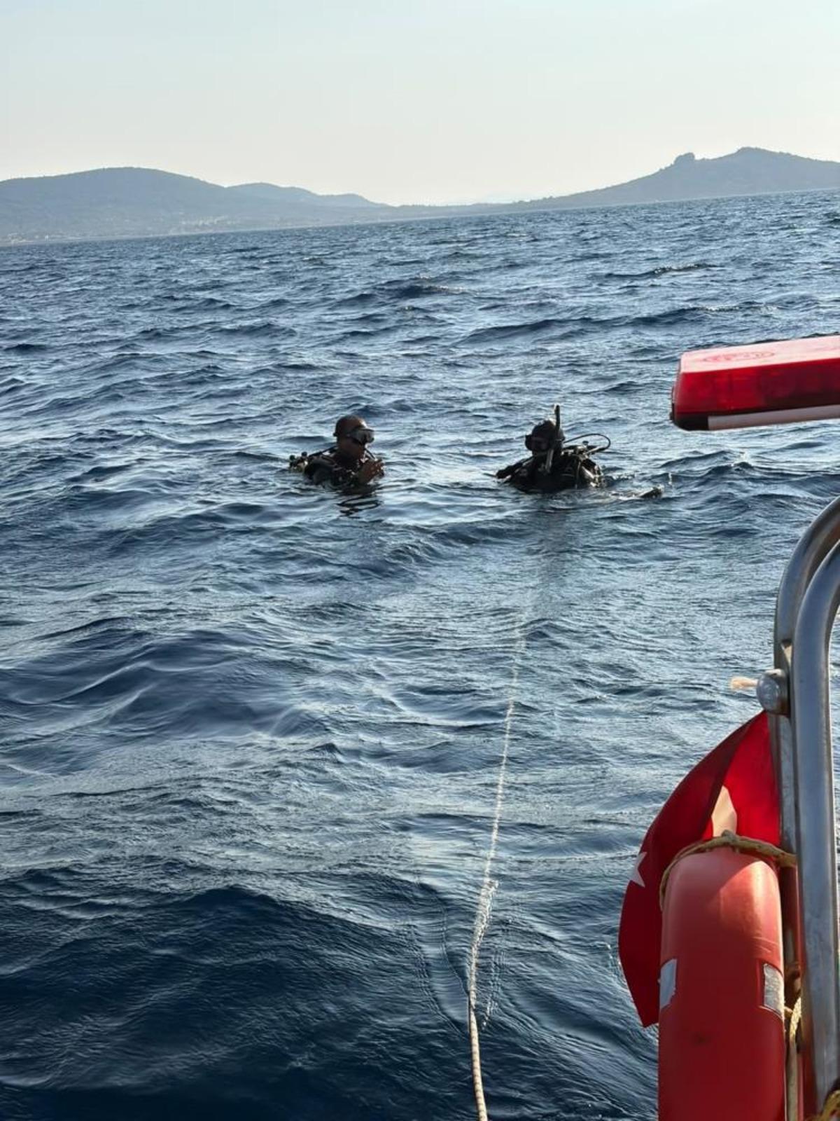 Ayvalık ta tekne turunda kaybolan gencin cansız bedenine ulaşıldı 5