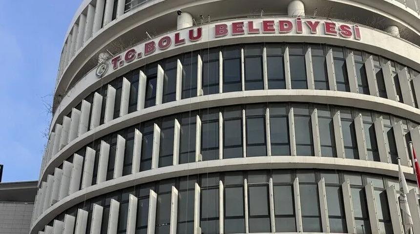 Bolu Belediyesi soruşturmasında &Ouml;zel Kalem M&uuml;d&uuml;r&uuml; Yıldız tutuklandı