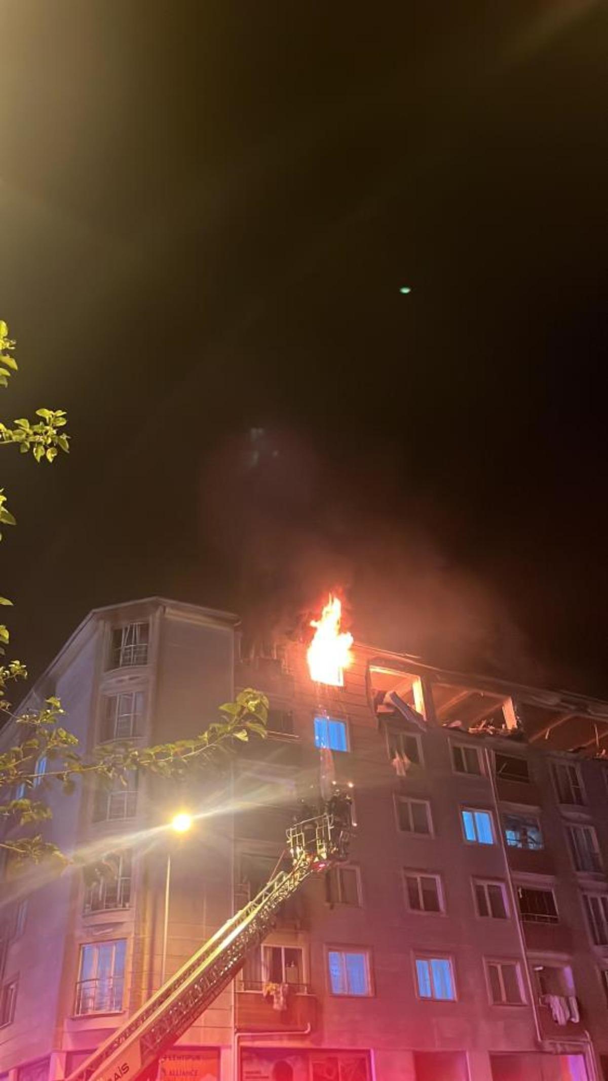 &Ccedil;orlu da doğal gaz faciası! Bomba gibi patladı: 2 &ouml;l&uuml;, 5 yaralı 1