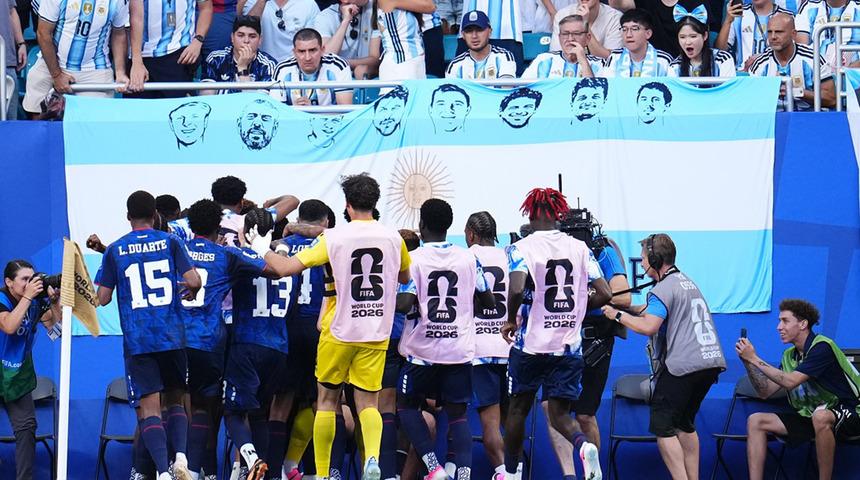 112. dakikada gelen zafer! Arjantin nefes kesen ma&ccedil;ta &uuml;st turda