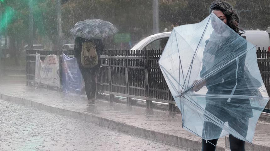 Meteoroloji'den İstanbul i&ccedil;in sarı kod! AKOM ve Valilik de uyardı