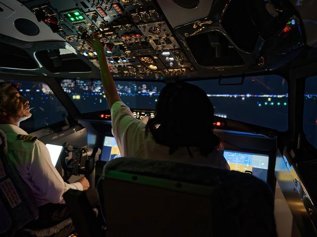 Herkes onu konuşuyor! Pilotun maaşını g&ouml;ren şaşkına d&ouml;nd&uuml;