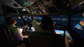 Herkes onu konuşuyor! Pilotun maaşını gören şaşkına döndü