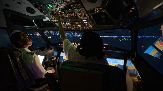 Herkes onu konuşuyor! Pilotun maaşını gören şaşkına döndü