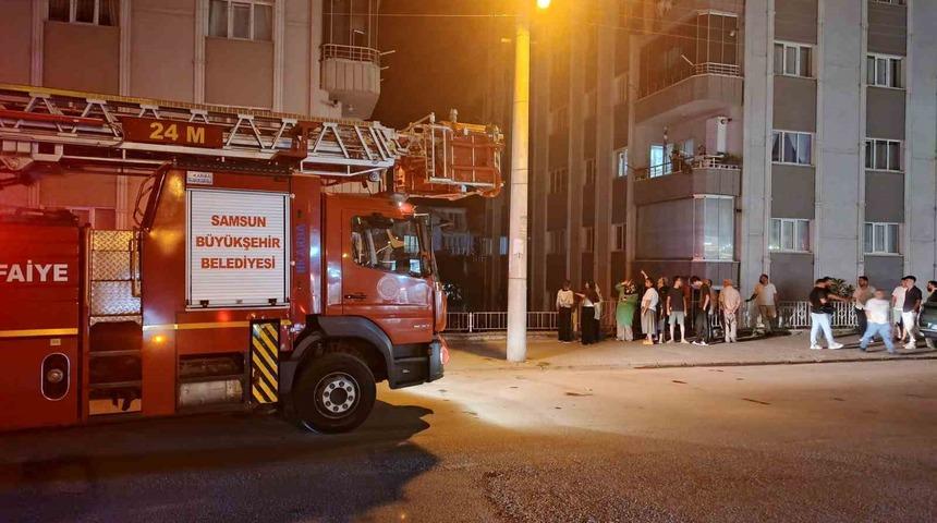 Telefonlara cevap vermeyen yaşlı adam ekipleri harekete ge&ccedil;irdi