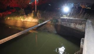 İzmir'de kanal faciası! Biri 6 diğeri 8 yaşındaydı... "G&ouml;r&uuml;nce suya atladım"
