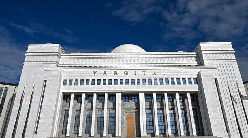 Yargıtay, "pislik" s&ouml;zc&uuml;ğ&uuml;n&uuml; hakaret saymadı