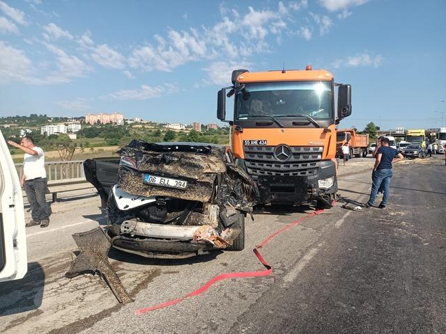 Samsun da zincirleme trafik kazası: 2 yaralı 3