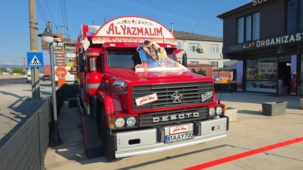 Yıllar önce satılmıştı: Şimdi Yeşilçam ın efsanesi olarak yollarda 5