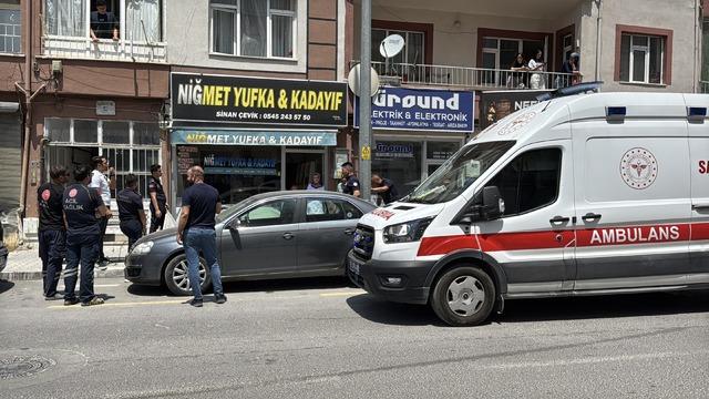 Niğde de tartıştığı eski nişanlısını rehin alıp yaralayan kadını polis ikna etti 2