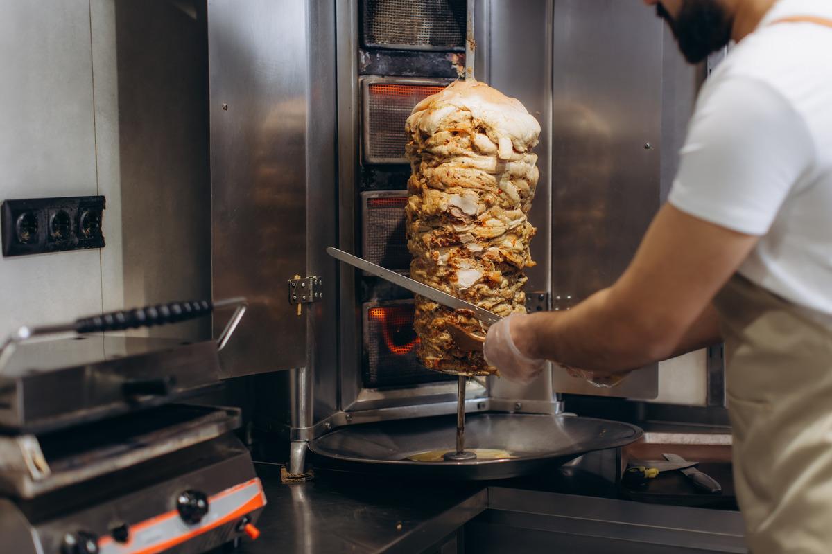 Döner krizi ülkeyi karıştırdı! İçinden kuzu eti hariç her şey çıktı 1