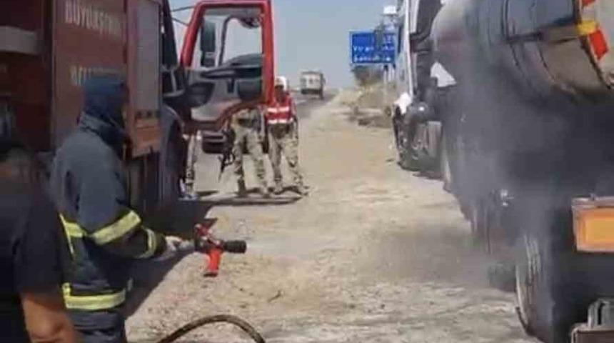 Mardin&rsquo;de tanker yangını s&ouml;nd&uuml;r&uuml;ld&uuml;