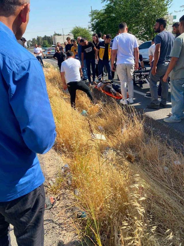 Şanlıurfa&rsquo;da otomobille motosiklet &ccedil;arpıştı: 2 yaralı 2