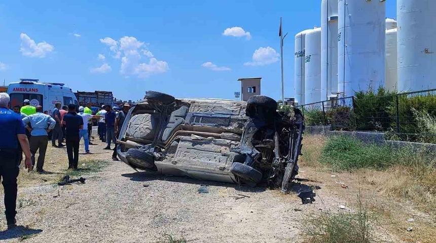 Takla atan otomobildeki 7 yaşındaki &ccedil;ocuk hayatını kaybetti