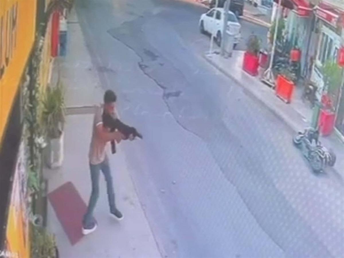 Bodrum da pompalı tüfekle rastgele ateş açtı; o anlar kamerada 3