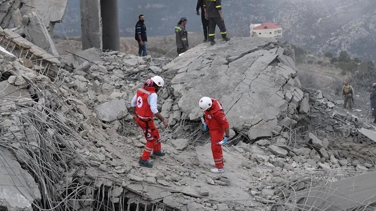 İsrail&rsquo;in L&uuml;bnan saldırılarında can kaybı 4 bin 303&rsquo;e y&uuml;kseldi 1