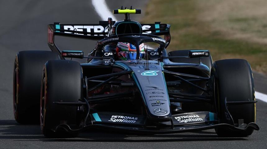 Formula 1 B&uuml;y&uuml;k Britanya Grand Prix'sinde pole pozisyonu Kimi Antonelli'nin