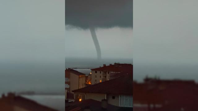 Yer: Zonguldak! Denizde hortum oluştu