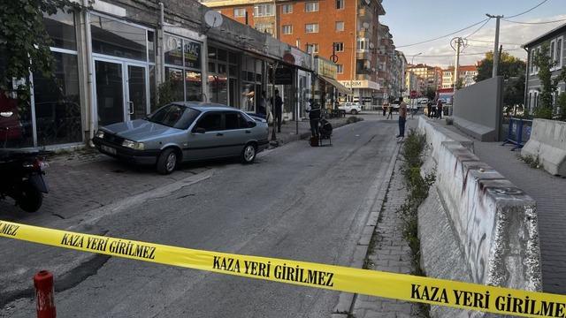 Niğde'de kıraathanede silahlı kavga: 4 yaralı