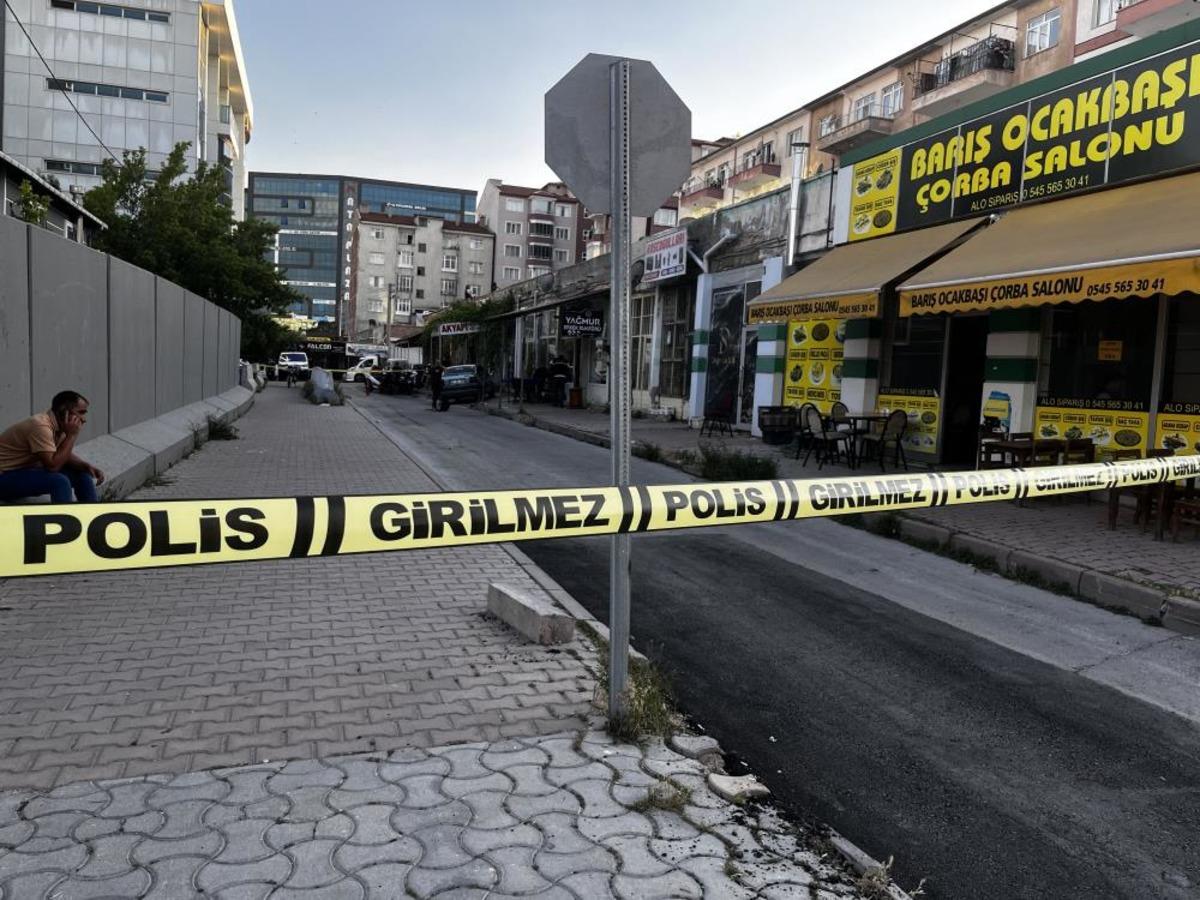 Niğde de kıraathanede silahlı kavga: 4 yaralı 2