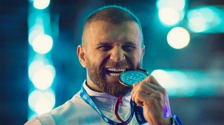 Hi&ccedil; ma&ccedil; yapmadan T&uuml;rkiye şampiyonu oldu