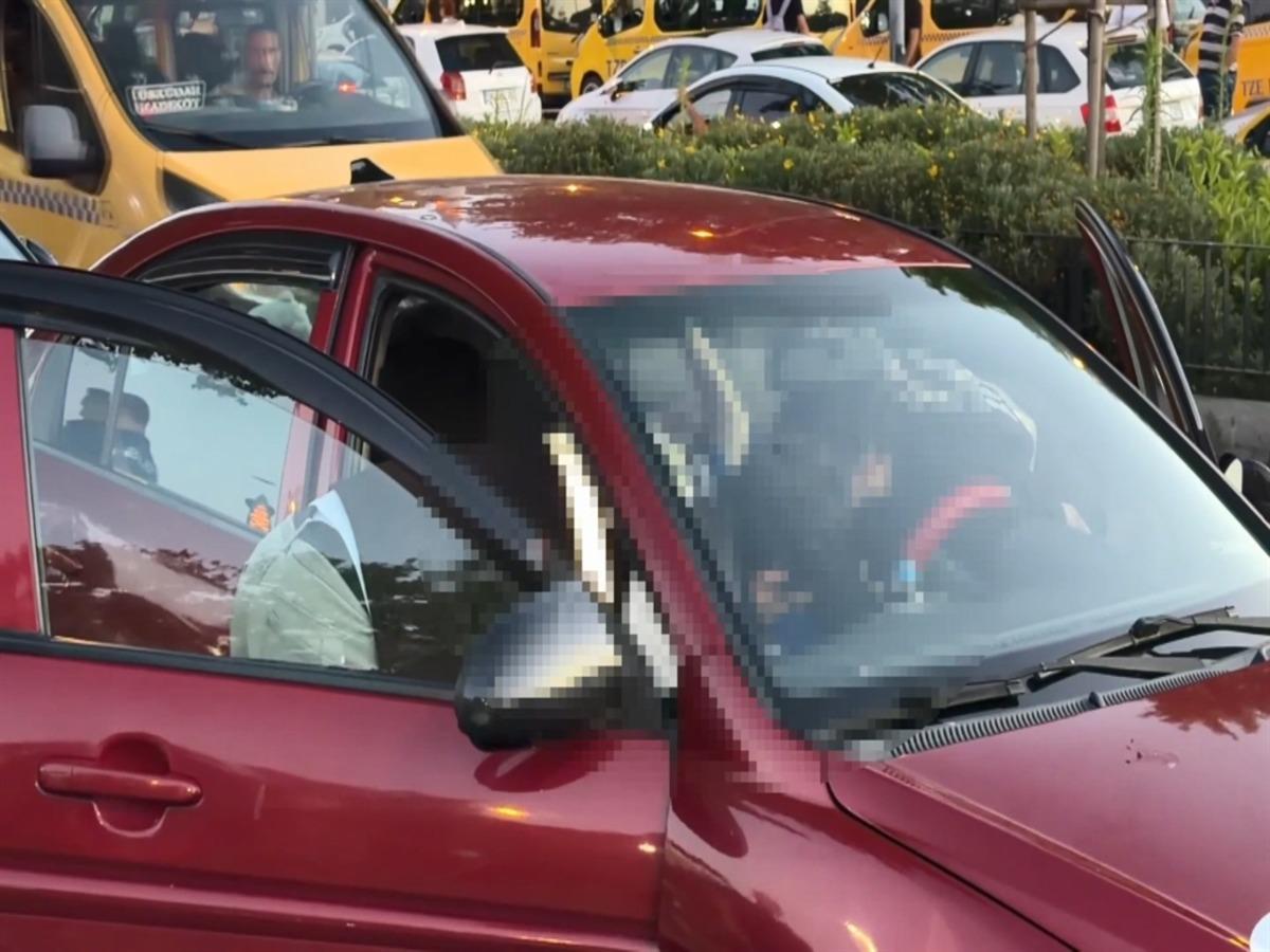 Üsküdar’da park halindeki otomobilde ölü bulundu 2