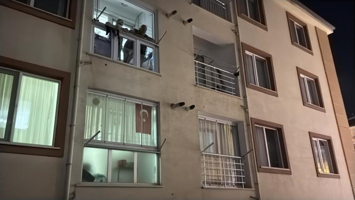 Sokağı saran ağır koku acı ger&ccedil;eği ortaya &ccedil;ıkardı: Yaşlı adam evinde &ouml;l&uuml; bulundu 1