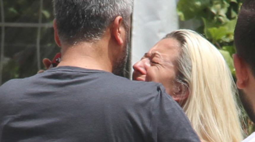 Kadın sürücü kaza sonrası şoka girdi!