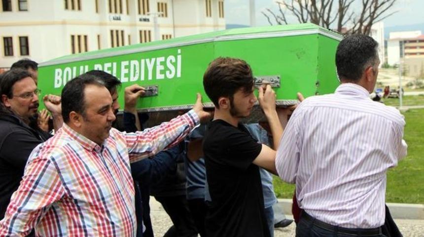 Kadavraya cenaze töreni! 17 yıl sonra toprağa verildi