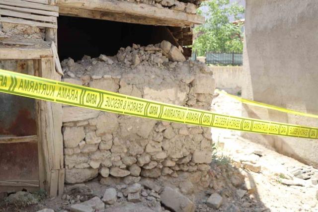 Karaman’da duvarı yıkılan metruk ev için önlem alındı 1