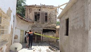 Karaman&rsquo;da duvarı yıkılan metruk ev i&ccedil;in &ouml;nlem alındı
