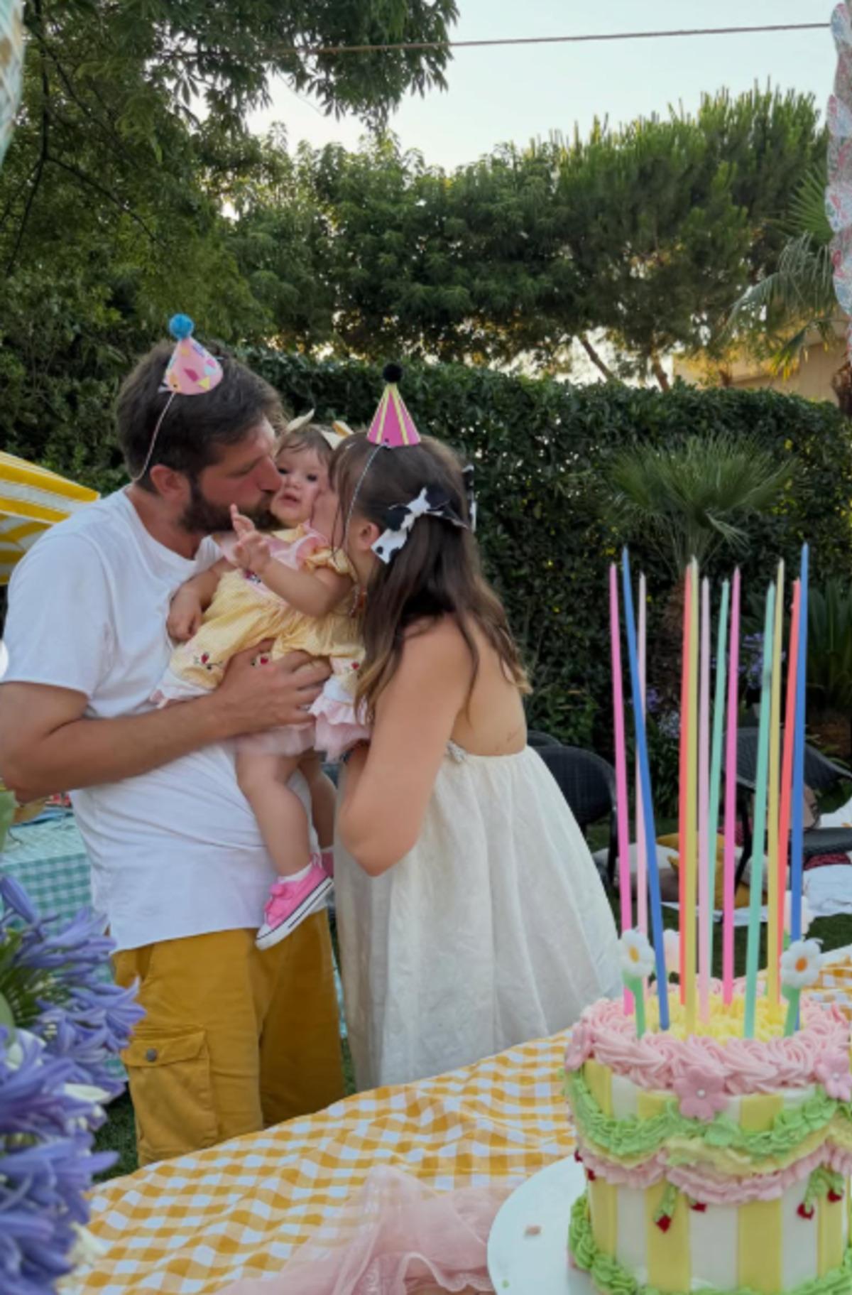 Gizem Karaca kızı Leyla Yaz ın son halini paylaştı! "Kime benziyor?" diye sordu 1