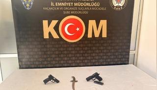 K&uuml;tahya&rsquo;da su&ccedil; &ouml;rg&uuml;t&uuml;ne operasyon: 3 kişi tutuklandı